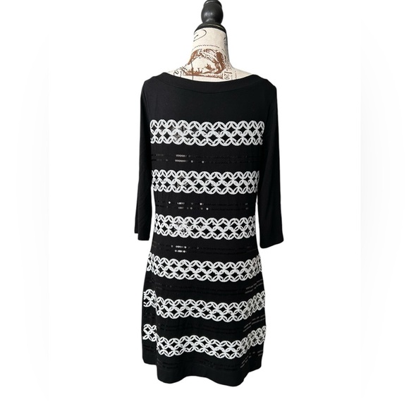 White House Black Market little black and white dress with sequins size medium - Picture 4 of 14